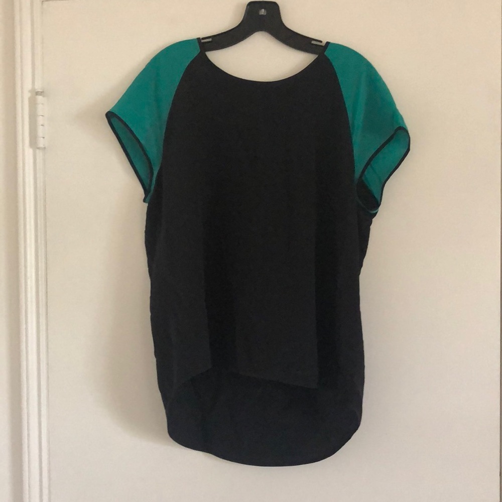 EVERYTHING MUST GO! High low color block blouse